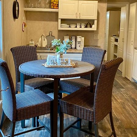 Your Own Cozy Tiny Home Austell Exterior foto